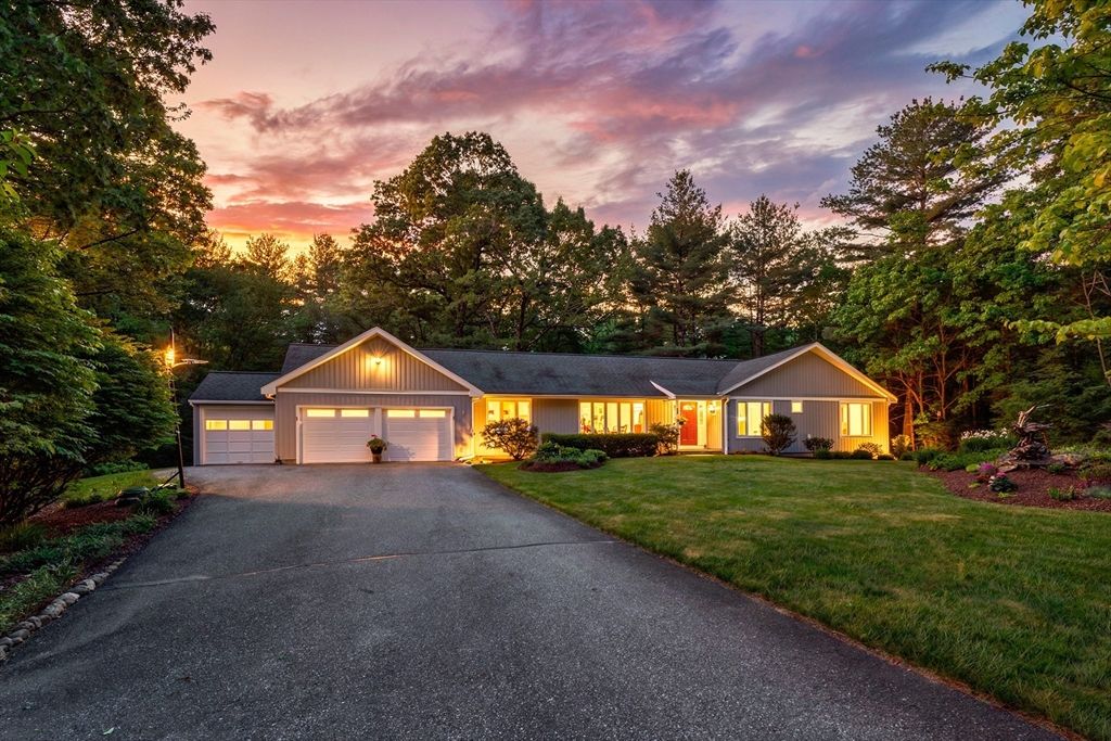 4 Simon Atherton Row, Harvard, MA 01451