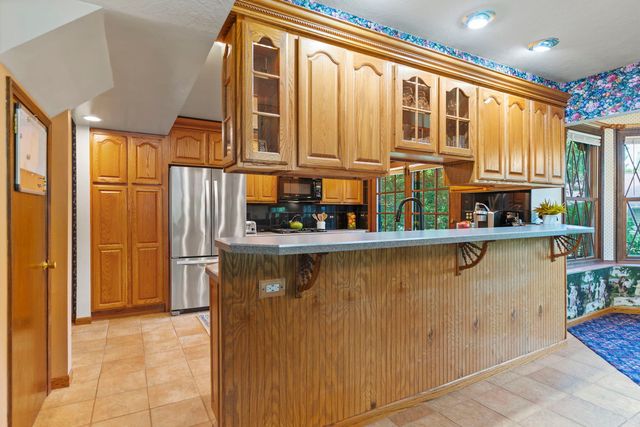 4511 Hanover Drive, Crystal Lake, IL 60012