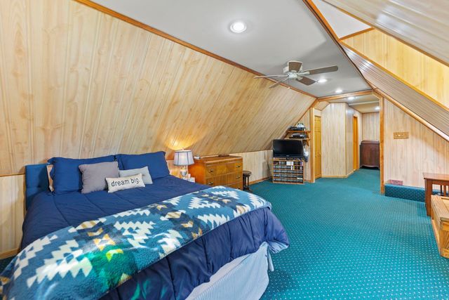 4511 Hanover Drive, Crystal Lake, IL 60012