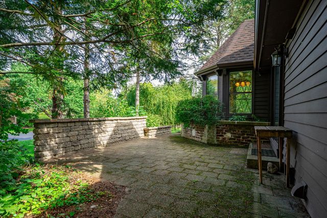 4511 Hanover Drive, Crystal Lake, IL 60012