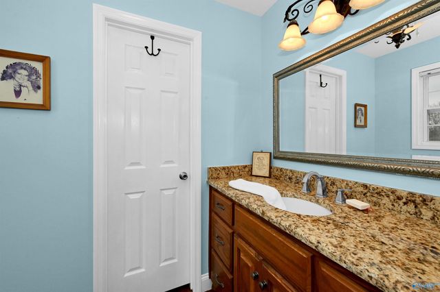 1404 County Road 133, Town Creek, AL 35673