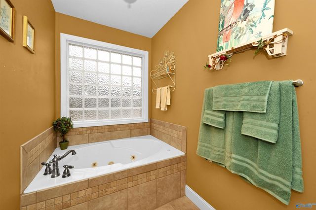 1404 County Road 133, Town Creek, AL 35673