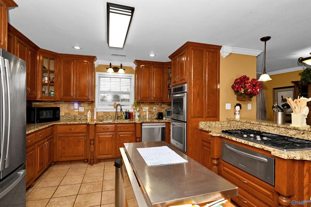 1404 County Road 133, Town Creek, AL 35673