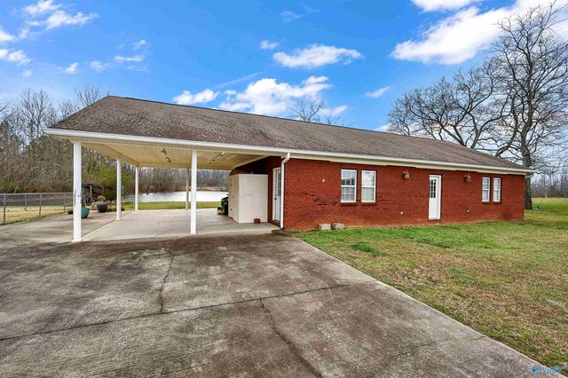 1404 County Road 133, Town Creek, AL 35673