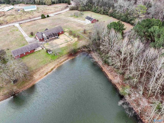 1404 County Road 133, Town Creek, AL 35673
