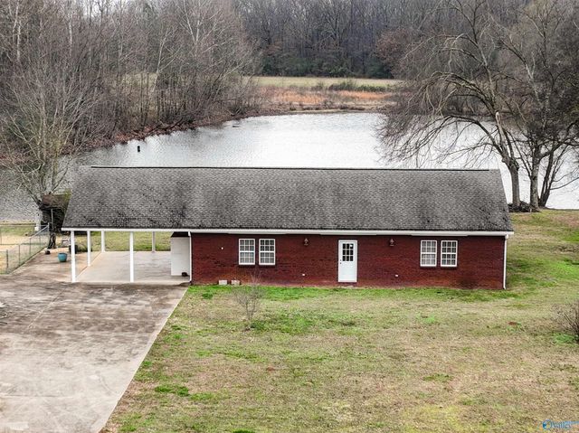 1404 County Road 133, Town Creek, AL 35673