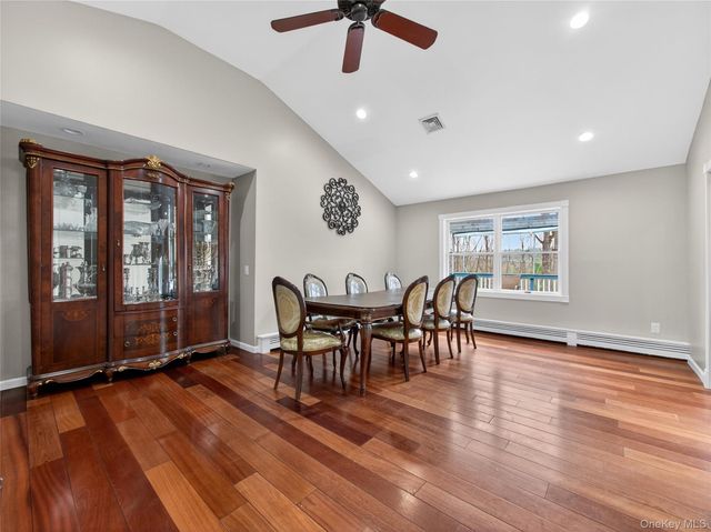 15 Victoria Drive, Airmont, NY 10901