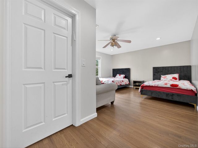 15 Victoria Drive, Airmont, NY 10901