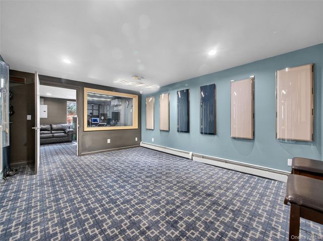 15 Victoria Drive, Airmont, NY 10901