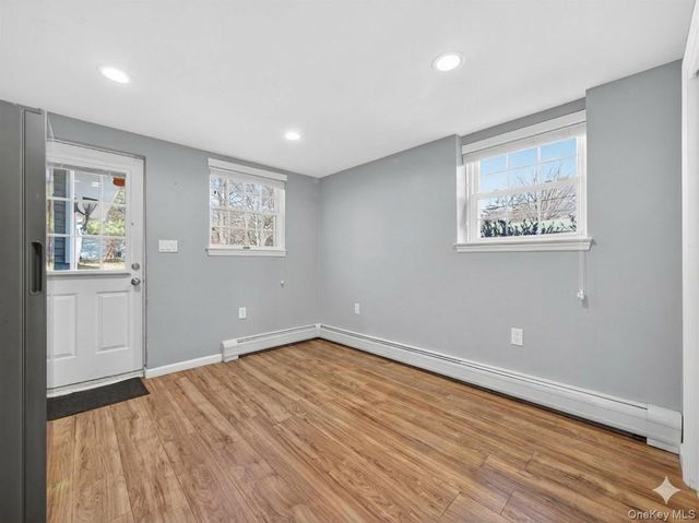 15 Victoria Drive, Airmont, NY 10901