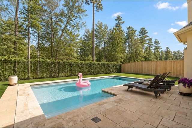 64 S Parkgate Circle, The Woodlands, TX 77381