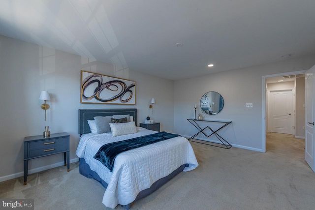 20657 MAITLAND TER, Ashburn, VA 20147