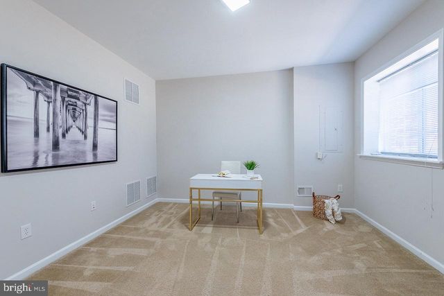 20657 MAITLAND TER, Ashburn, VA 20147