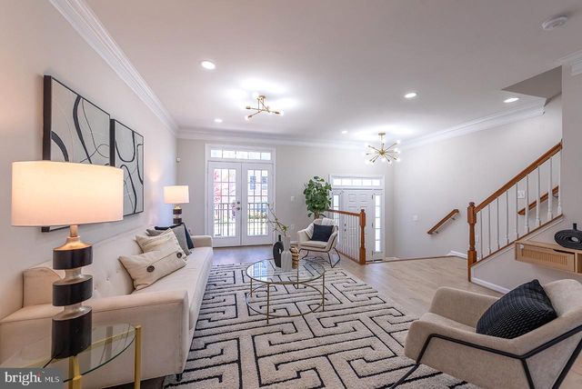 20657 MAITLAND TER, Ashburn, VA 20147