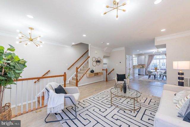 20657 MAITLAND TER, Ashburn, VA 20147