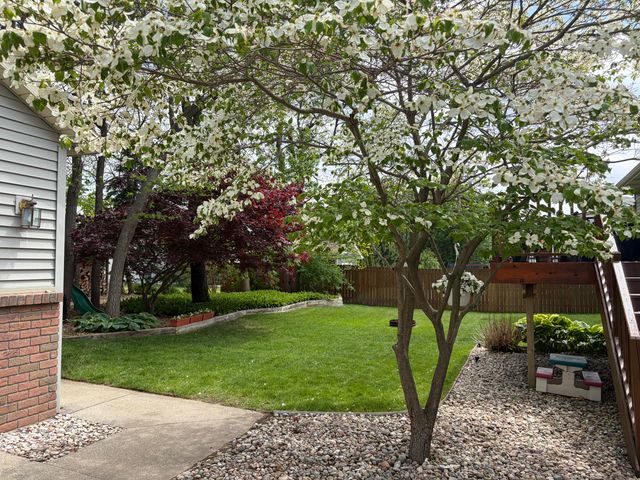 7368 Cherry Avenue, Jenison, MI 49428