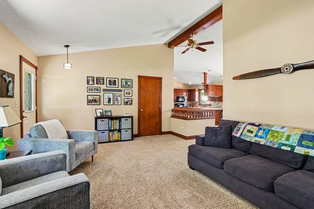 7368 Cherry Avenue, Jenison, MI 49428