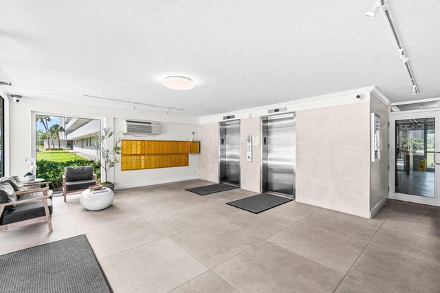 5961 NW 2ND Avenue PH-E, Boca Raton, FL 33487