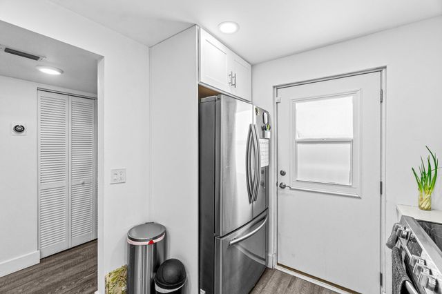 5961 NW 2ND Avenue PH-E, Boca Raton, FL 33487