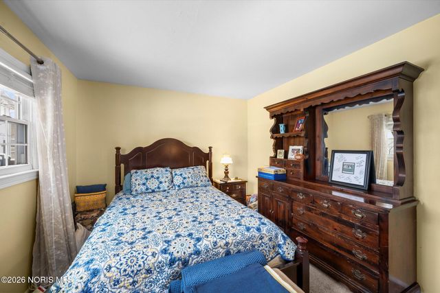 200 Cedar Lane, Waterville, OH 43566