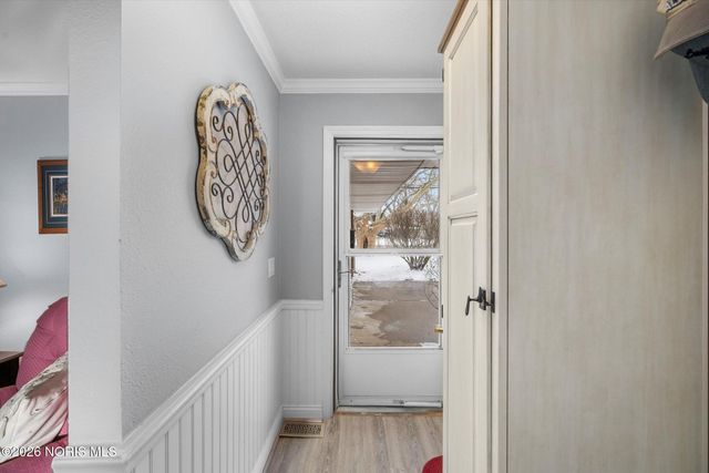 200 Cedar Lane, Waterville, OH 43566