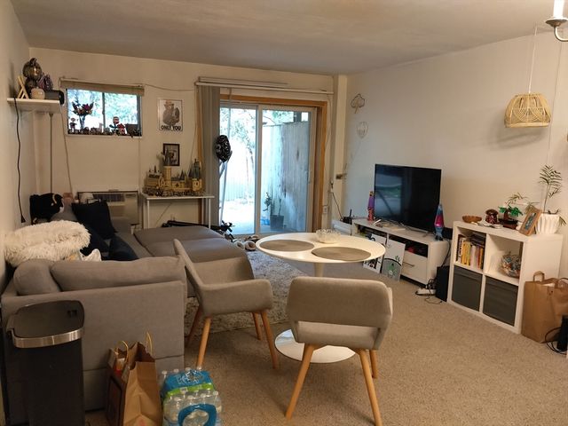 53 St Paul 3, Brookline, MA 02446