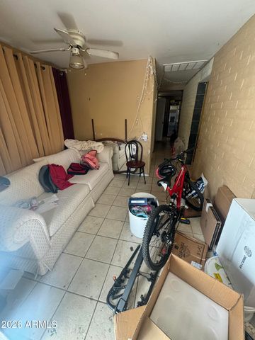 2136 E LEMON Street, Tempe, AZ 85281