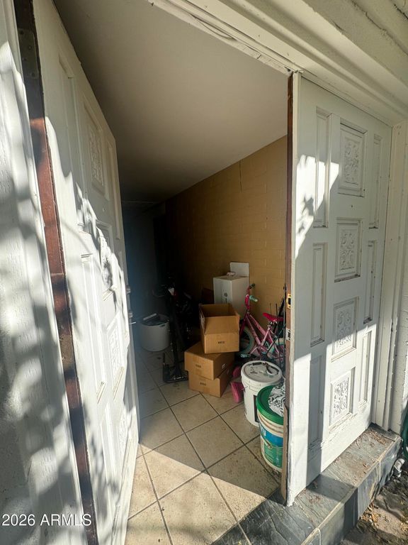 Image 25 of property listing at 2136 E LEMON Street, Tempe, AZ 85281