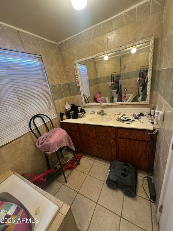 Image 29 of property listing at 2136 E LEMON Street, Tempe, AZ 85281