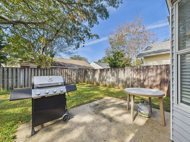 3018 Blue Pine Lane, Niceville, FL 32578