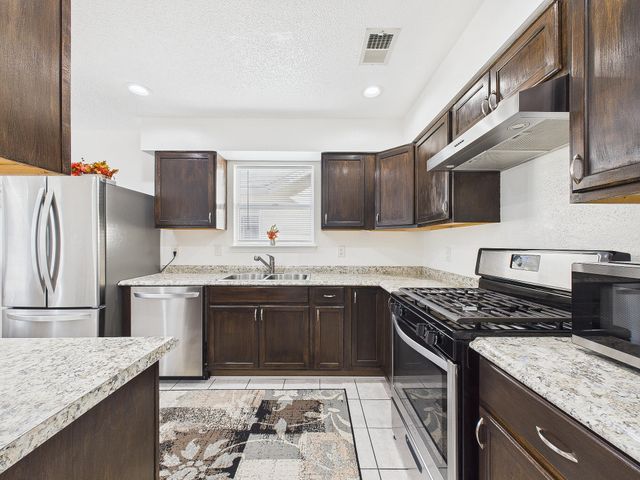 3018 Blue Pine Lane, Niceville, FL 32578