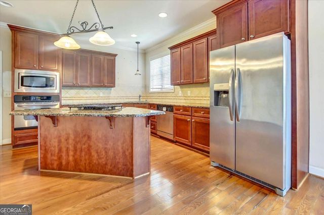1805 Regents Way, Conyers, GA 30094