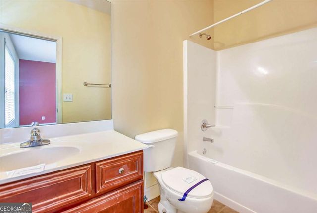 1805 Regents Way, Conyers, GA 30094