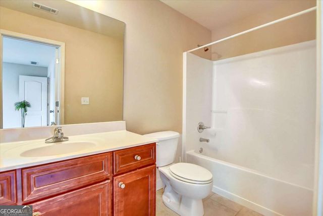 1805 Regents Way, Conyers, GA 30094