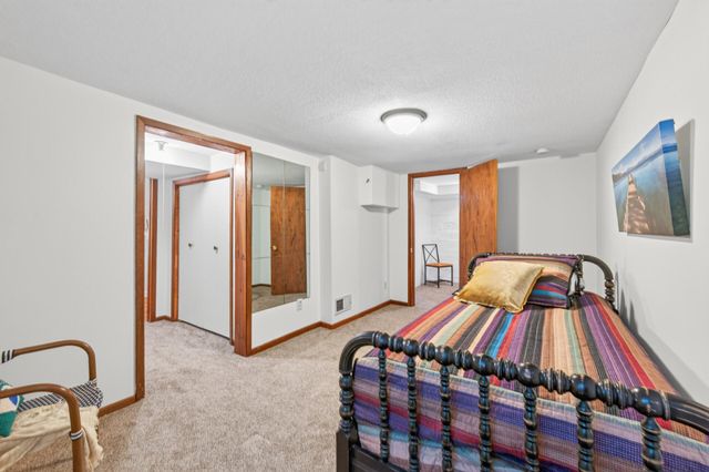 4425 28th Avenue S, Minneapolis, MN 55406