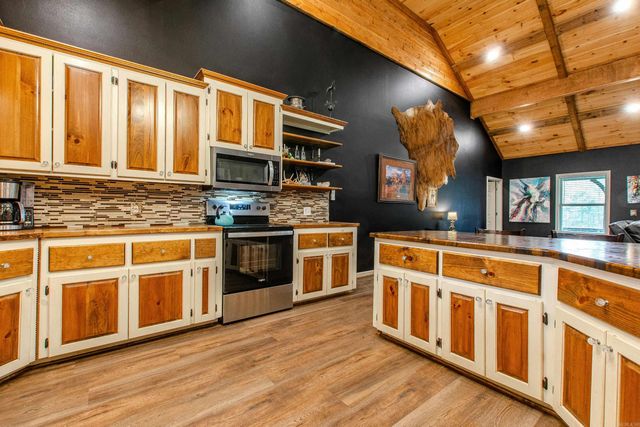 19688 MCPHERSON Road, Mabelvale, AR 72103