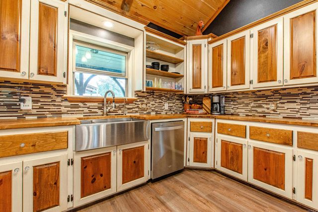 19688 MCPHERSON Road, Mabelvale, AR 72103