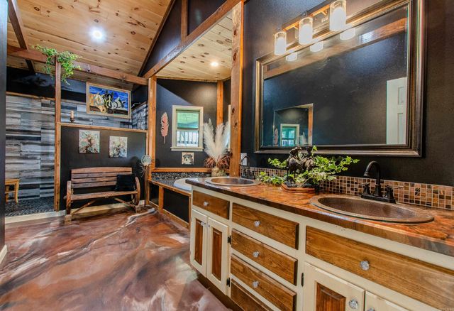 19688 MCPHERSON Road, Mabelvale, AR 72103