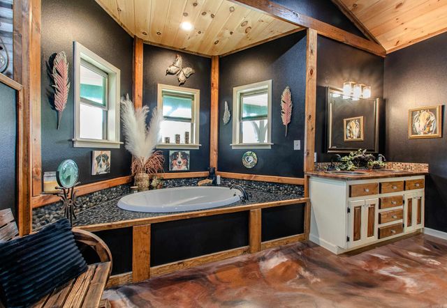 19688 MCPHERSON Road, Mabelvale, AR 72103