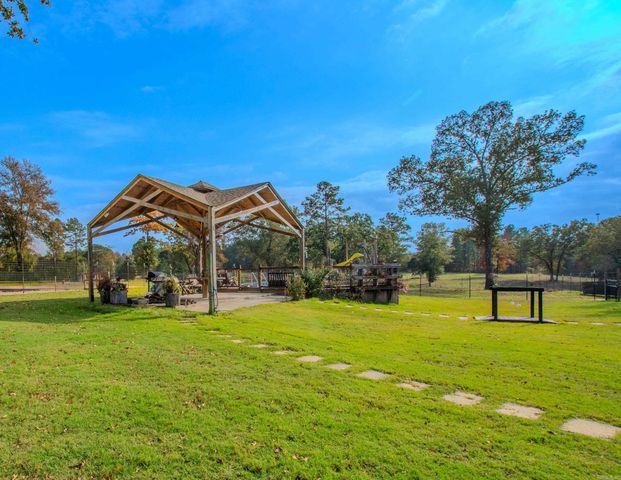 19688 MCPHERSON Road, Mabelvale, AR 72103