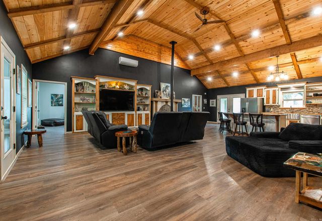 19688 MCPHERSON Road, Mabelvale, AR 72103