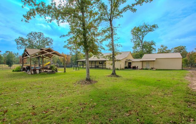 19688 MCPHERSON Road, Mabelvale, AR 72103