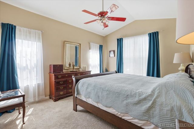 541 Mallard Lane A, Sugar Grove, IL 60554
