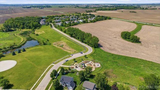 541 Mallard Lane A, Sugar Grove, IL 60554