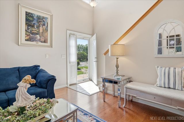 541 Mallard Lane A, Sugar Grove, IL 60554