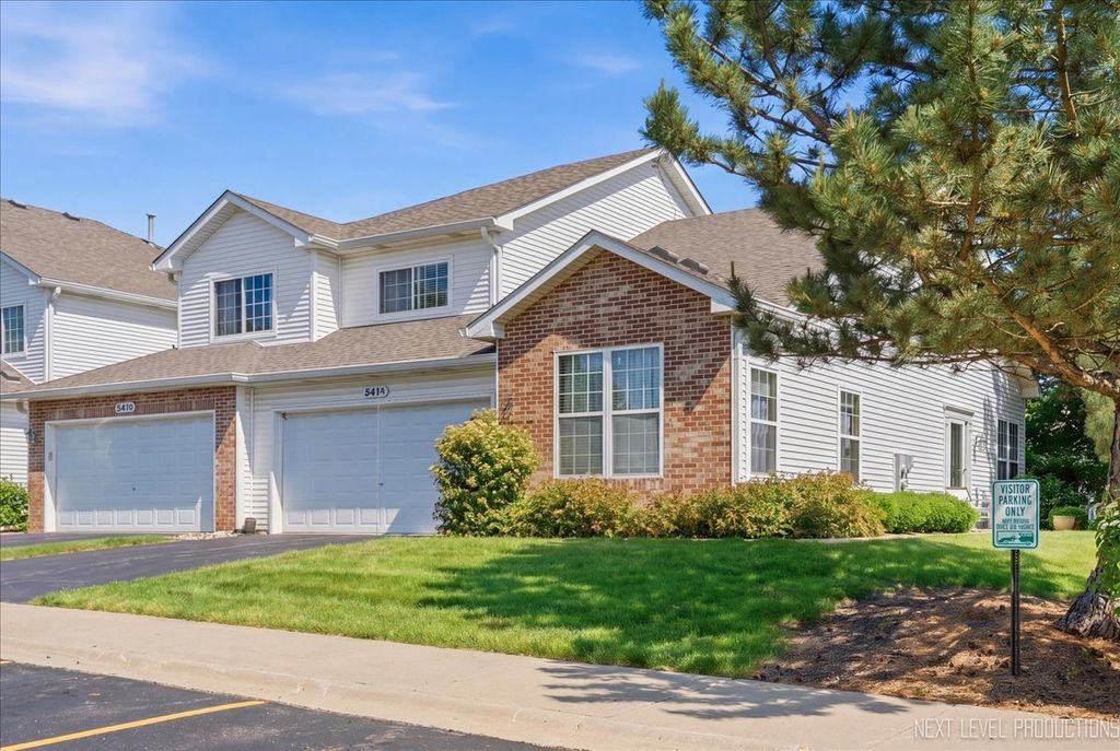541 Mallard Lane A, Sugar Grove, IL 60554
