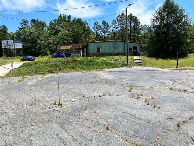 520 Commercial Boulevard, Lexington, NC 27292