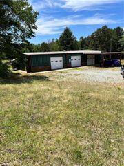 520 Commercial Boulevard, Lexington, NC 27292
