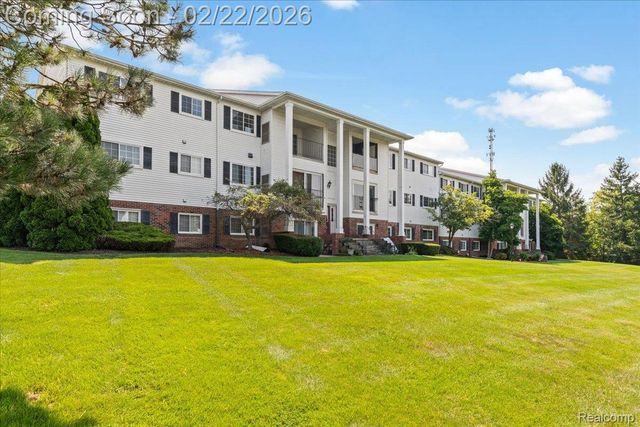 440 BALDWIN Avenue 63, Rochester, MI 48307