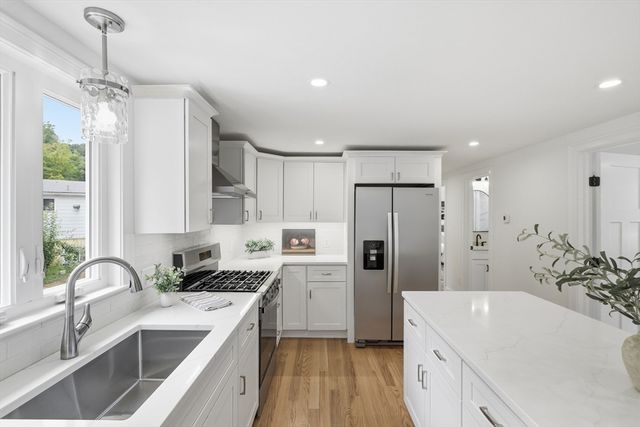 3 West Rd, Acton, MA 01720
